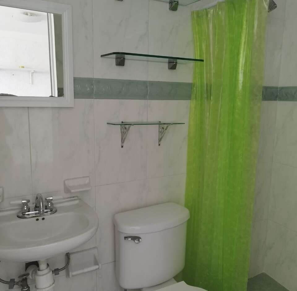 Baños con Agua Caliente